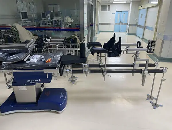 Adjustable Anesthesia Screens