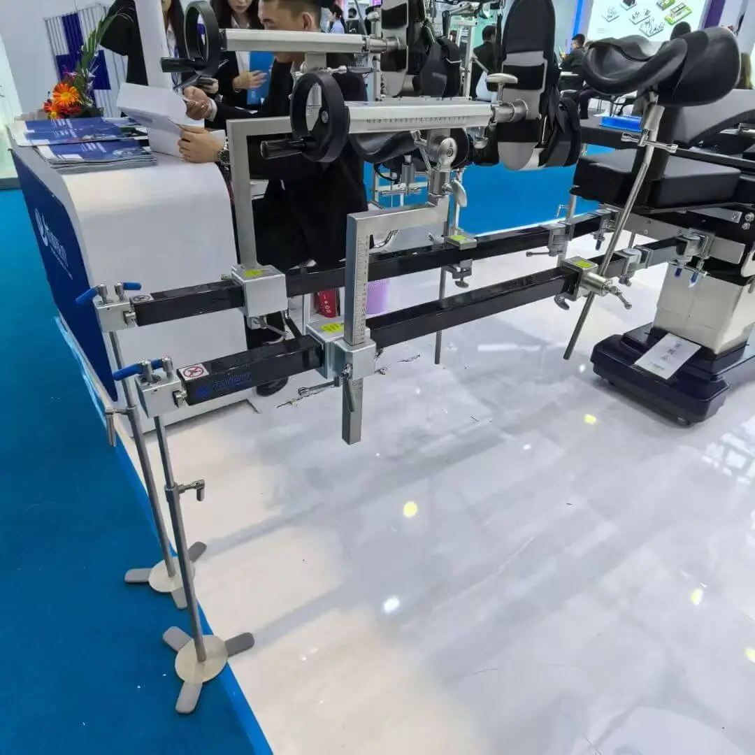 SurgicalPillar Booth Display